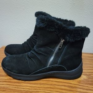 BareTraps Faux Fur Zippered Winter Boots in Black, size 8.5